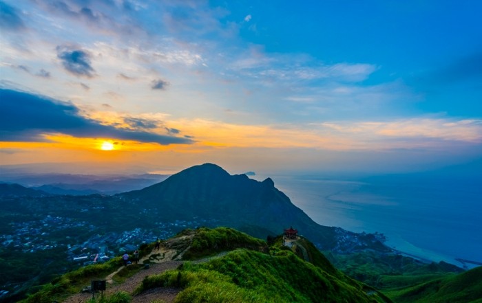 無耳茶壺山登山步道交通