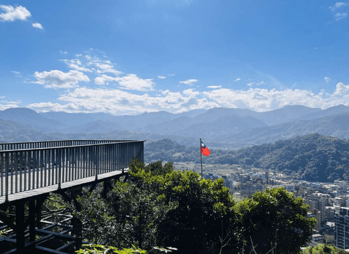 獅頭山登山步道入口 獅頭山登山步道入口